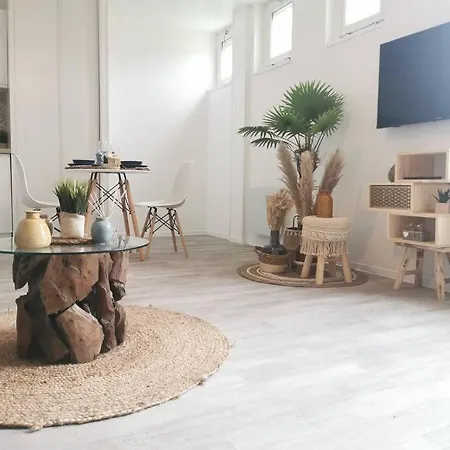 アパート Le Trekking *studio 30m²*wifi*parking Prive*calme *
